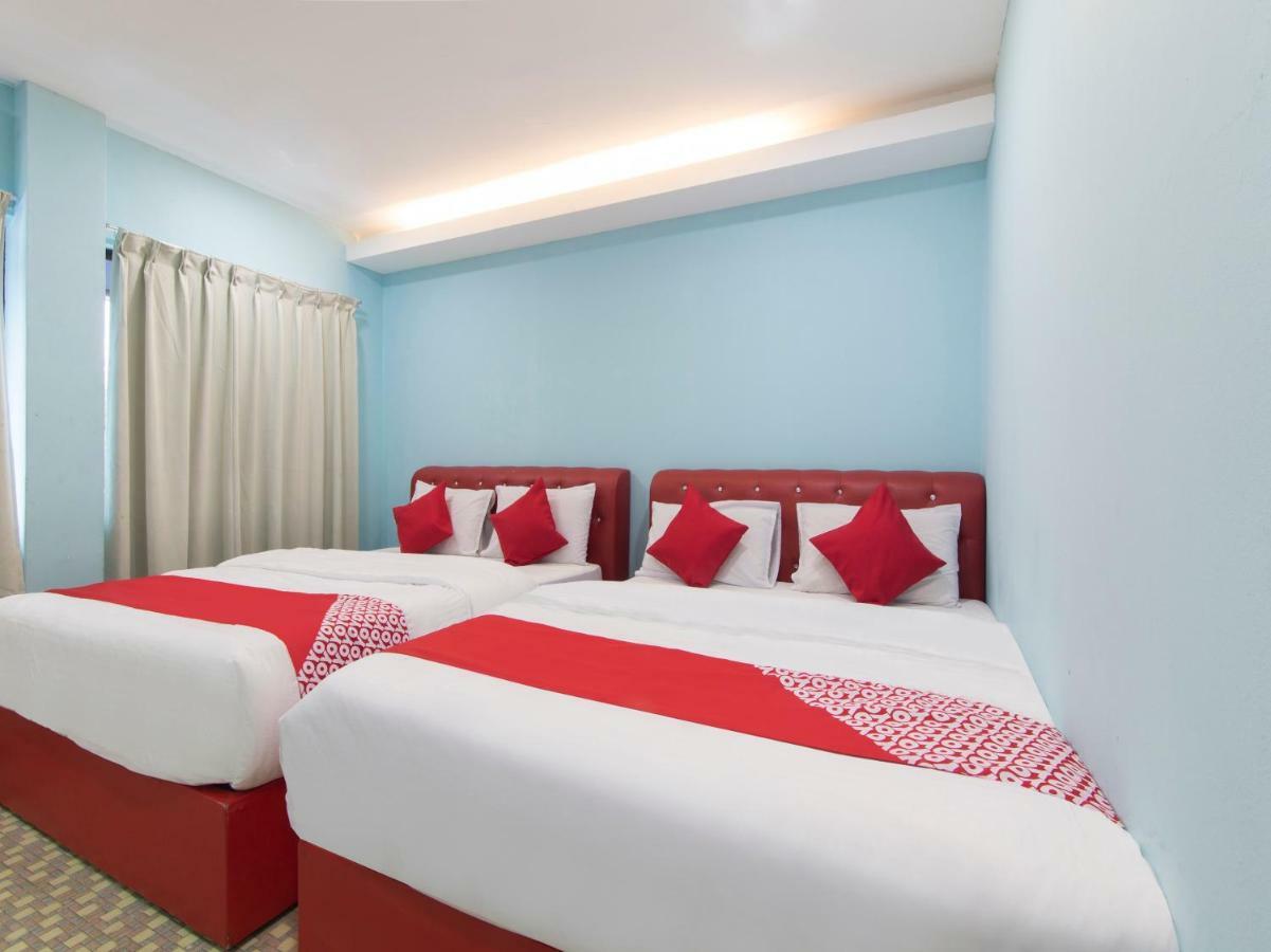 Oyo 1136 Pd Star Hotel Порт-Діксон Екстер'єр фото